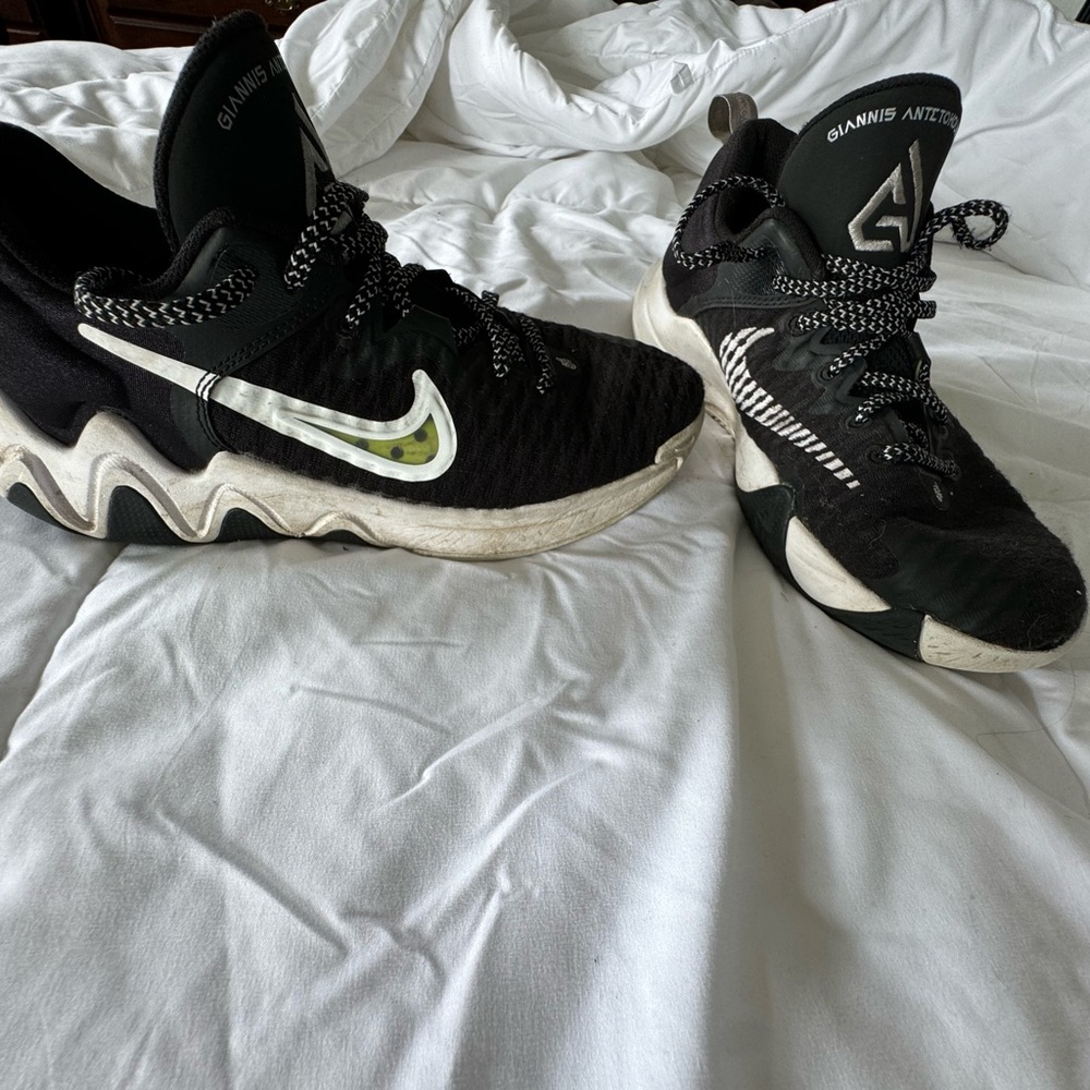 Kids boys shoes 6.5